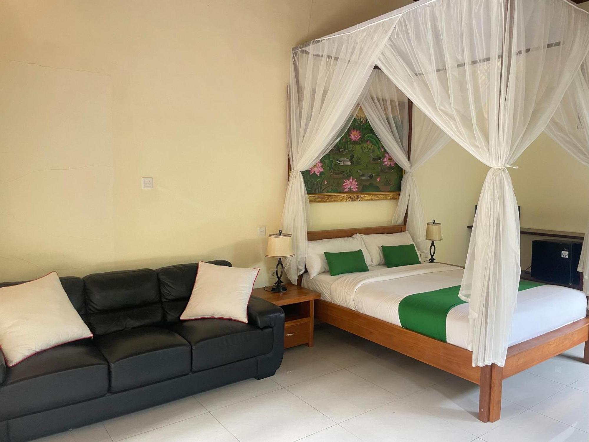 Hotel Graha Madesimon Ketewel Esterno foto