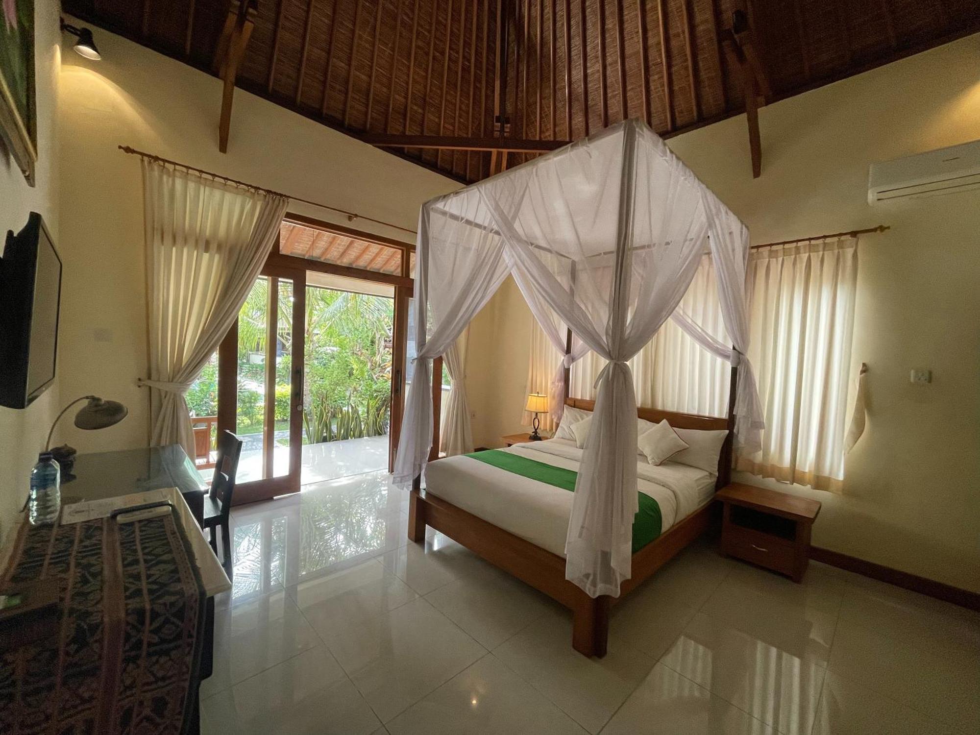 Hotel Graha Madesimon Ketewel Esterno foto