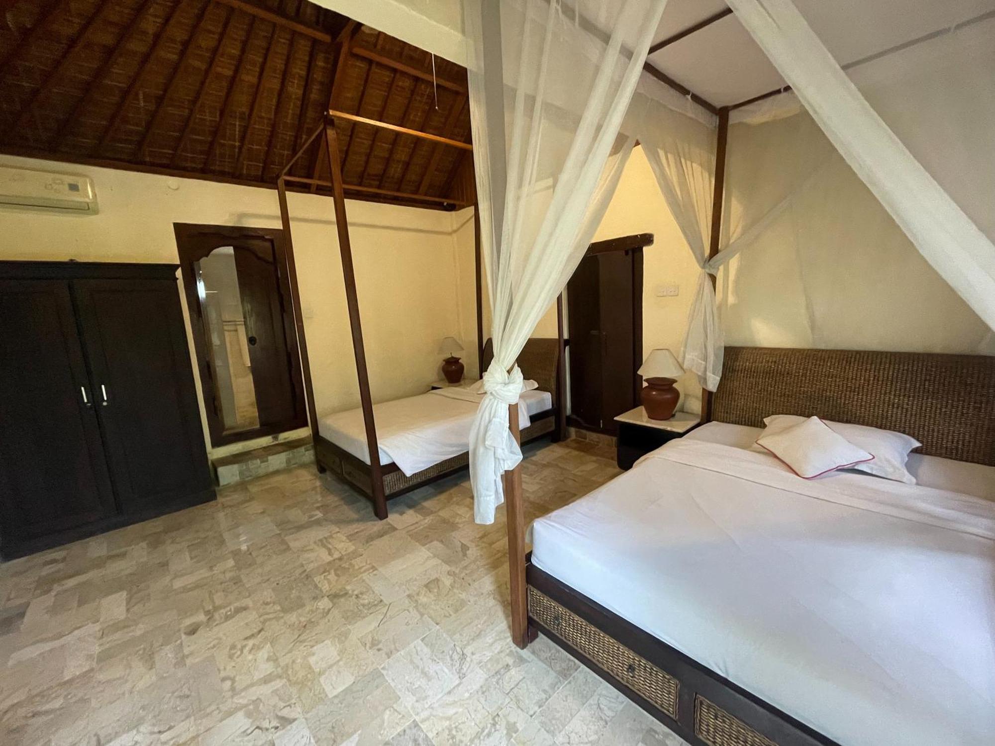 Hotel Graha Madesimon Ketewel Esterno foto