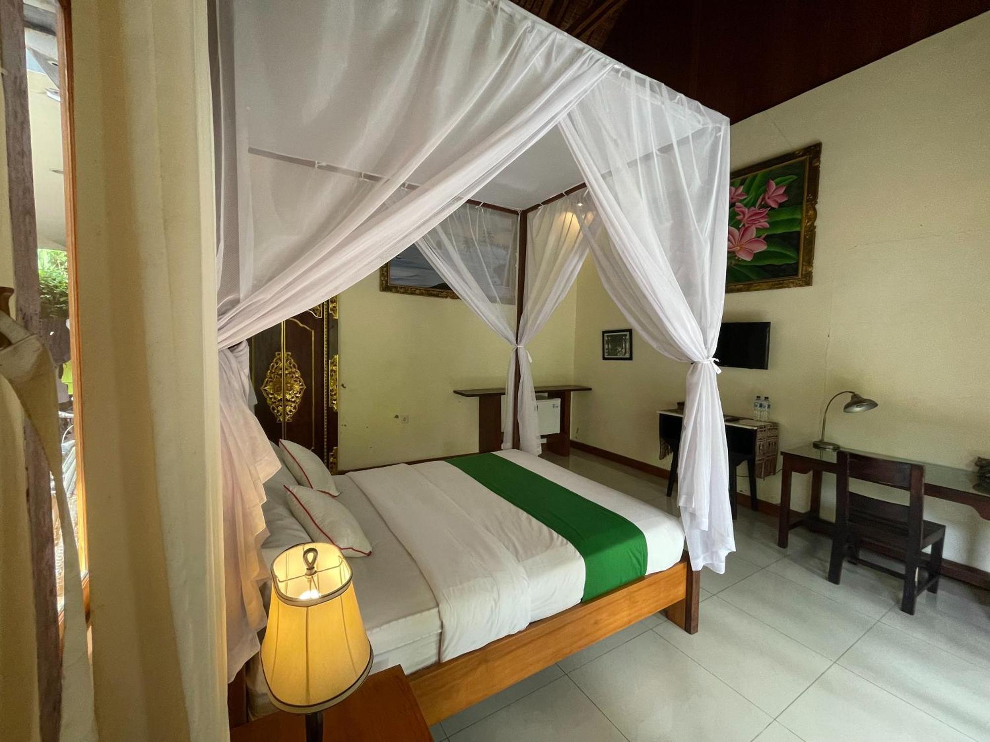 Hotel Graha Madesimon Ketewel Esterno foto