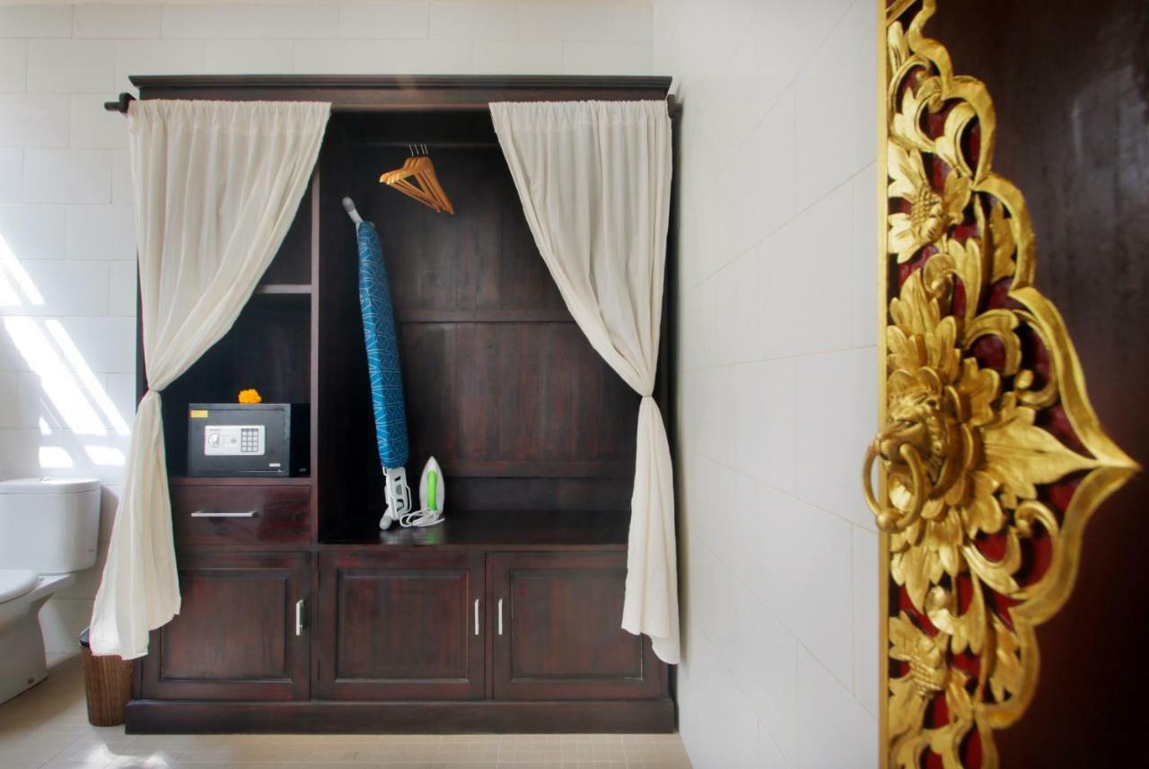Hotel Graha Madesimon Ketewel Esterno foto